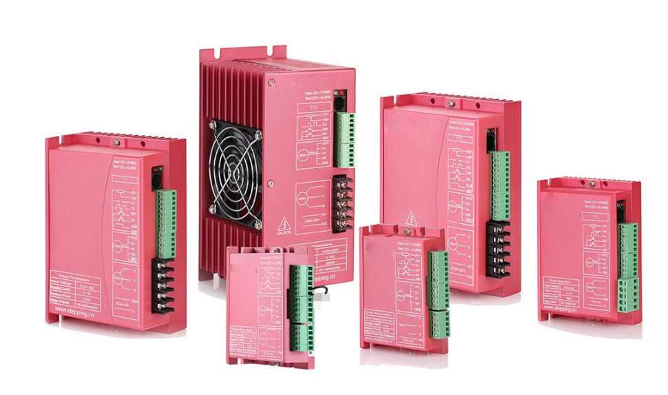 驅(qū)動合照.png 驅(qū)動合照.png